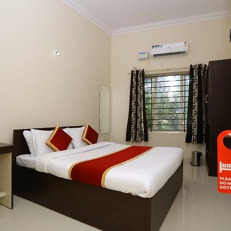 Oyo 9118 Saravana Inn Thiruvananthapuram Exterior photo