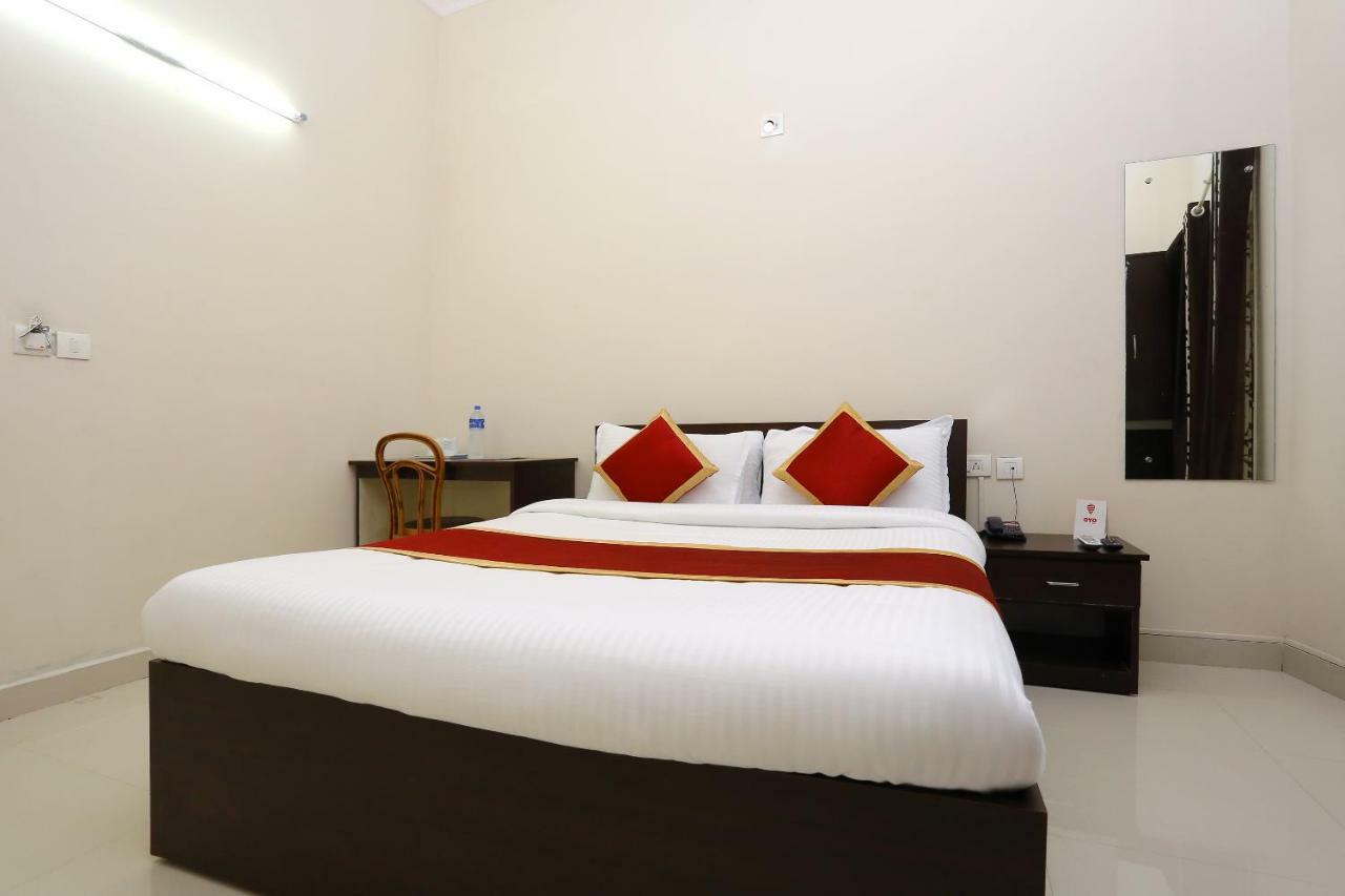 Oyo 9118 Saravana Inn Thiruvananthapuram Exterior photo
